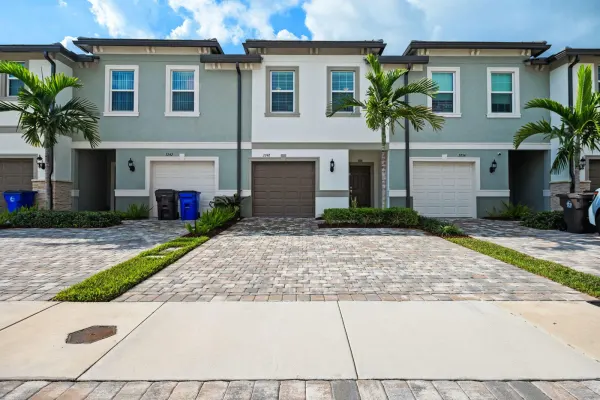 3248 Watercress Drive, Lauderdale Lakes, FL 33311