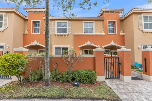 2768 SW 120th Terrace 1003, Miramar, FL 33025