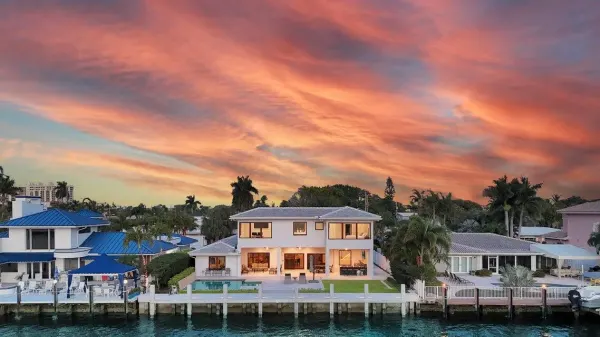 4555 W Tradewinds Avenue, Lauderdale-by-the-sea, FL 33308