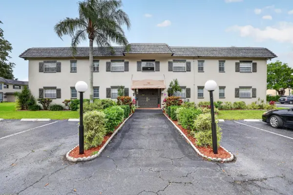 5681 SW 2nd Court, Margate, FL 33068