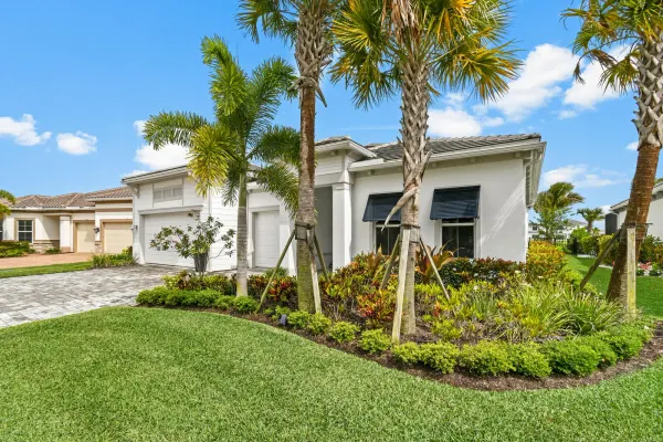 10870 Stellar Circle, Palm Beach Gardens, FL 33412
