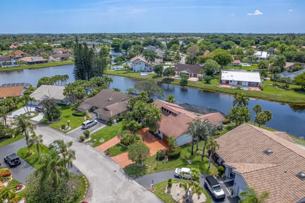 7614 NW 87th Avenue, Tamarac, FL 33321