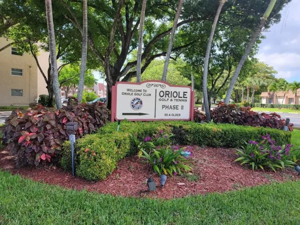 1020 Country Club Drive 302, Margate, FL 33063