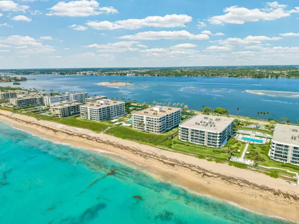 3170 S Ocean Boulevard N204, Palm Beach, FL 33480