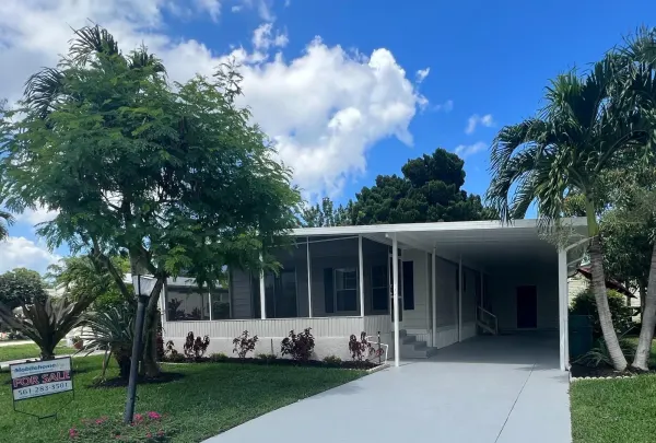 4310 Viola Drive 812, Greenacres, FL 33463