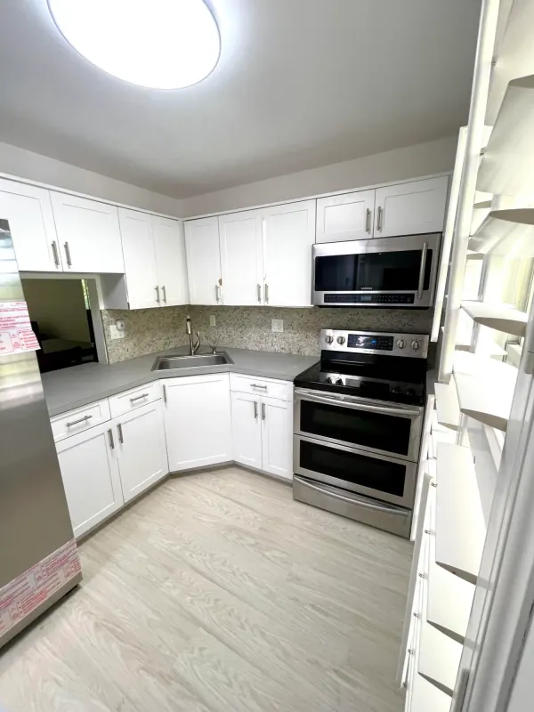5980 NW 64th Avenue 305, Tamarac, FL 33319