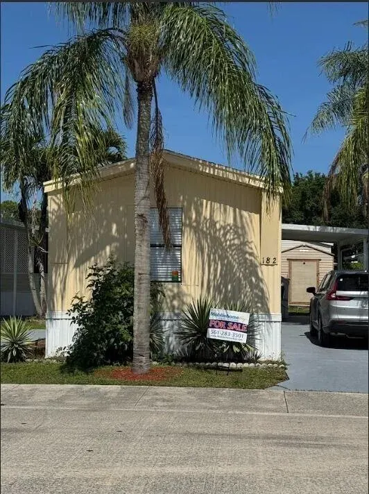 182 Plantation Boulevard, Greenacres, FL 33467