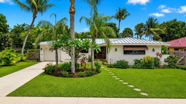 450 SW 12th Terrace, Boca Raton, FL 33486