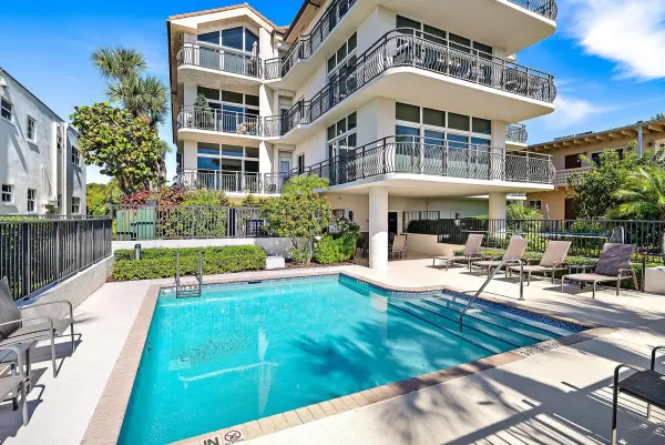 314 Inlet Way 103, Palm Beach Shores, FL 33404