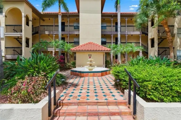 2400 Feather Sound Drive, Unit 1136, Clearwater, FL, 33762
