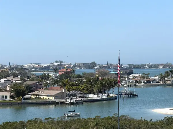 100 Bluff View Drive, Unit 411a, Belleair Bluffs, FL, 33770