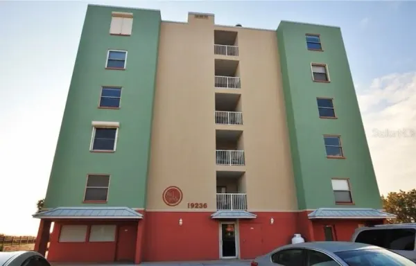 19236 Gulf Boulevard, Unit 104, Indian Shores, FL, 33785