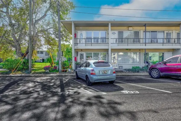 5664 40th Terrace N, Unit 433, Kenneth City, FL, 33709