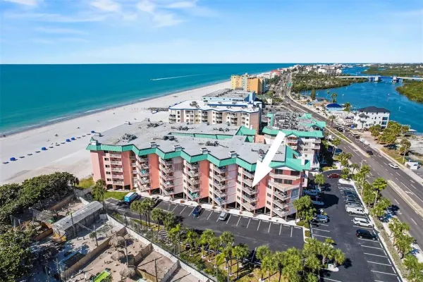 18400 Gulf Boulevard, Unit 1302, Indian Shores, FL, 33785