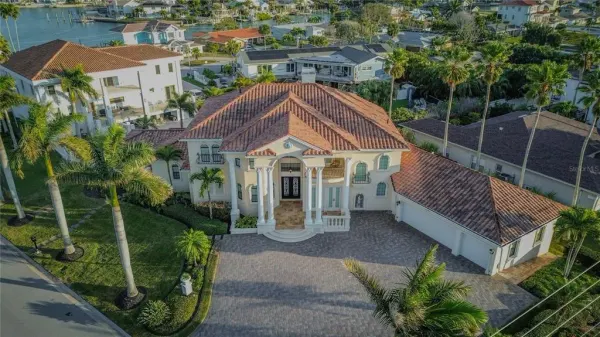 3341 Gulf Boulevard, Belleair Beach, FL, 33786