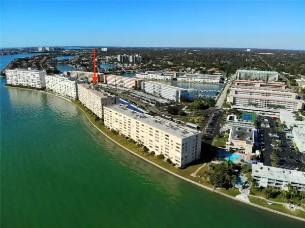5980 Shore Boulevard S, Unit 405, Gulfport, FL, 33707