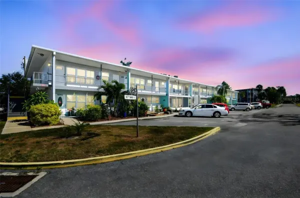 5861 42nd Terrace N, Unit 1712, Kenneth City, FL, 33709