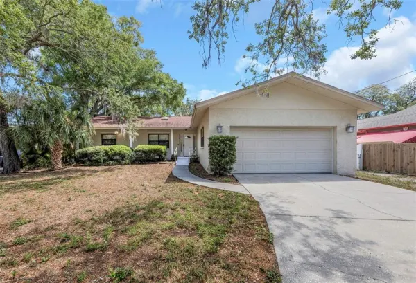 753 Seminole Boulevard, Tarpon Springs, FL, 34689
