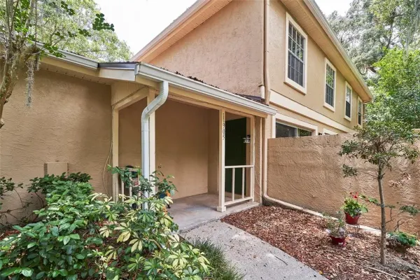 11905 Lakemist Circle, Unit 74, Temple Terrace, FL, 33617