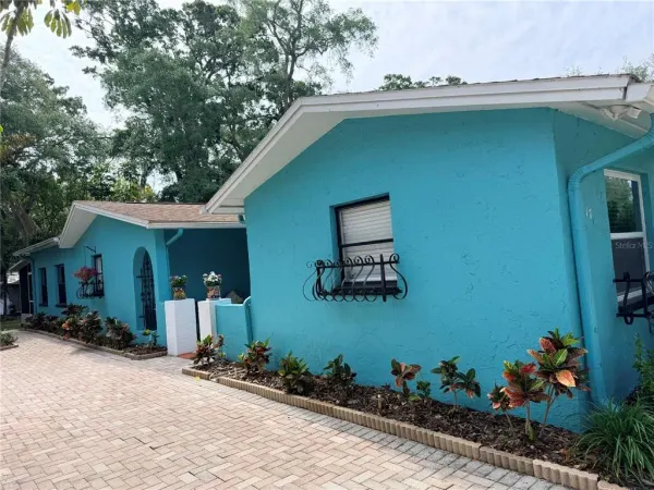 717 Carolina Avenue, Tarpon Springs, FL, 34689