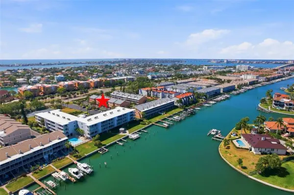 637 Pinellas Bayway S, Unit 207, Tierra Verde, FL, 33715