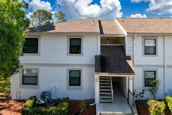 202 Meadow Lane, Unit 50, Oldsmar, FL, 34677