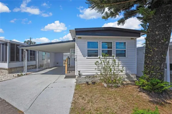 770 32nd Avenue S, Unit 522, St Petersburg, FL, 33705