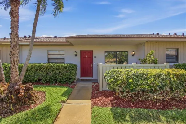 260 Michaels Circle, Oldsmar, FL, 34677
