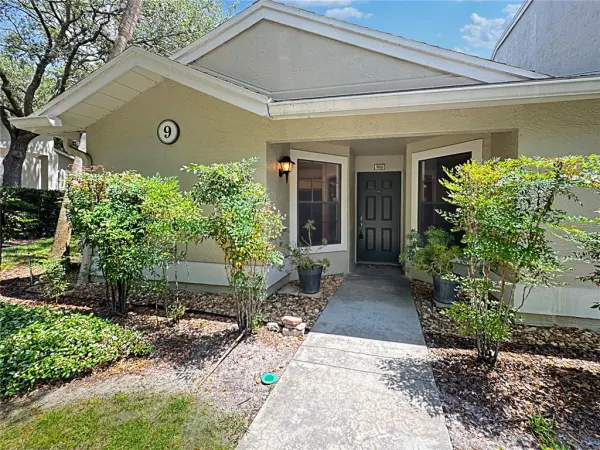 5100 Burchette Road, Unit 900, Tampa, FL, 33647