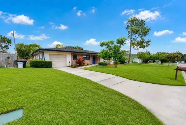 164 Pinewood Avenue, Clearwater, FL, 33765