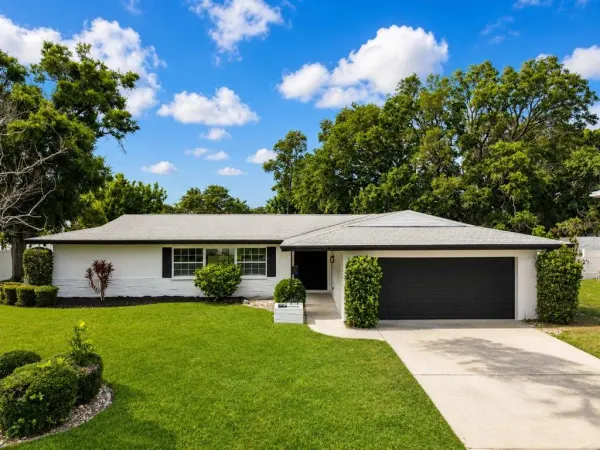 810 Allamanda Drive, Largo, FL, 33770