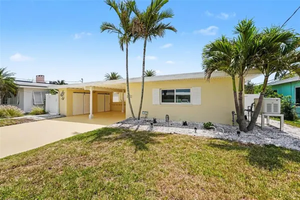 16126 4th Street E, Redington Beach, FL, 33708