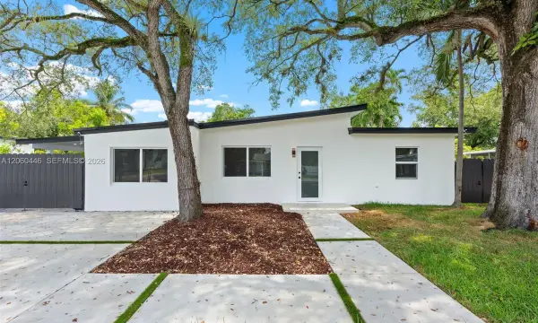 35 Allen Road, West Park, FL 33023
