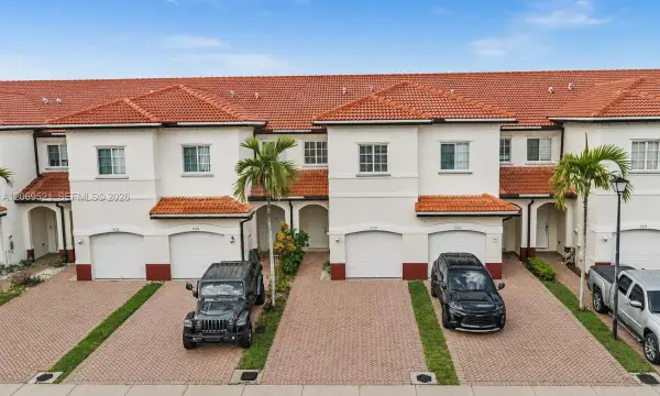 3530 NW 29th Court, Lauderdale Lakes, FL 33311