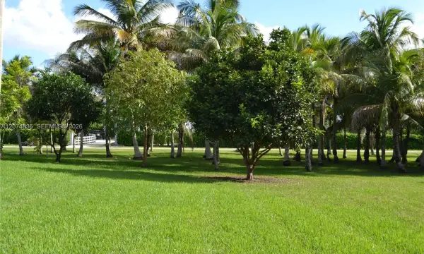 5425 SW 190th Avenue, Southwest Ranches, FL 33332