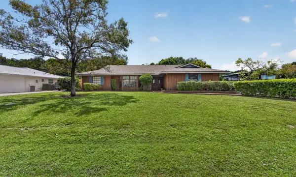 4126 Hickory Drive, Palm Beach Gardens, FL 33418