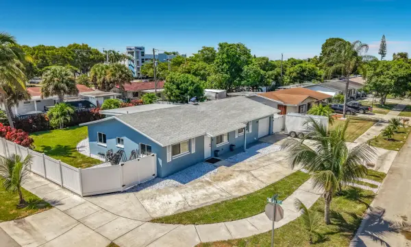 3801 NE 4th Avenue, Pompano Beach, FL 33064