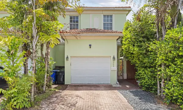 1323 NE 5th Terrace 1323, Fort Lauderdale, FL 33304