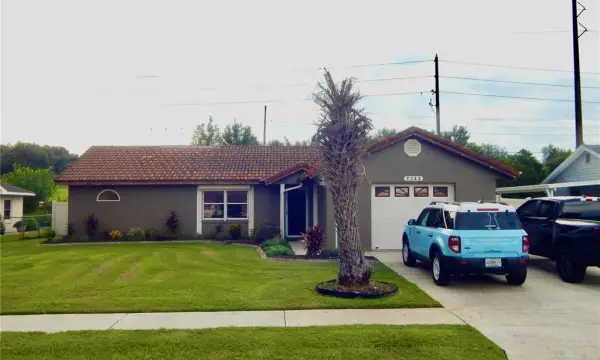 7353 Applegate Drive, Zephyrhills, FL, 33540