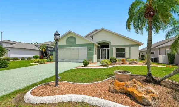 321 Northway Drive, Sun City Center, FL, 33573