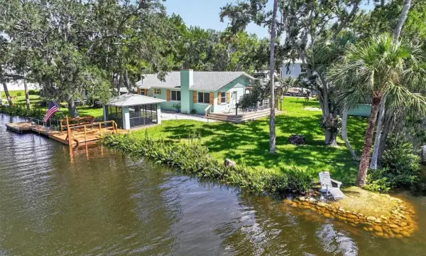 6086 Island Drive, Weeki Wachee, FL, 34607